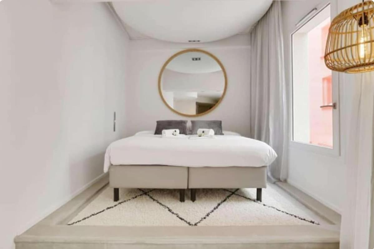 Magnifique Appartement Parisien - Marais Exterior photo